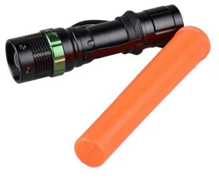 Linterna recargable con cono vial