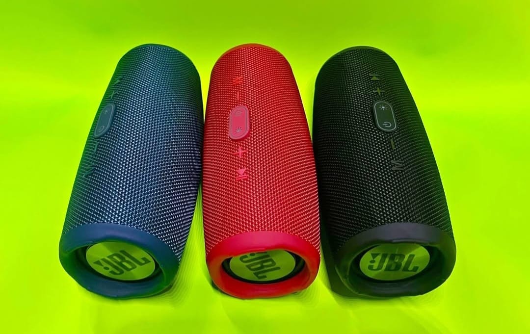 Parlante inalambrico charge 4